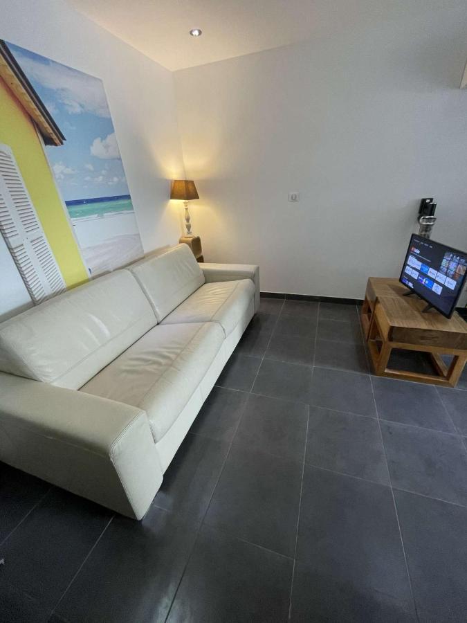 Appartement De Vacances A Сент-Максим Экстерьер фото
